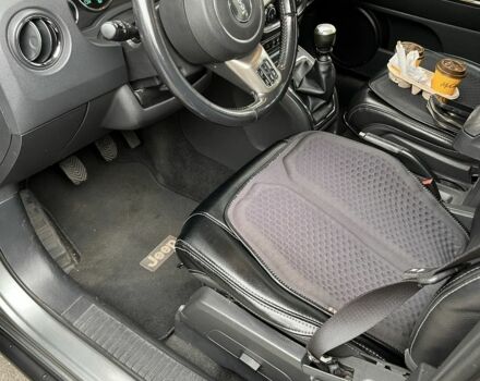 Сірий Джип Compass, об'ємом двигуна 2.1 л та пробігом 237 тис. км за 10500 $, фото 3 на Automoto.ua