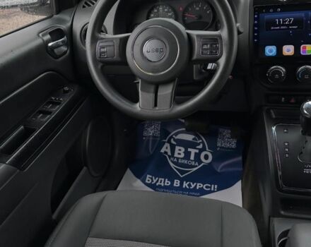 Сірий Джип Compass, об'ємом двигуна 2.4 л та пробігом 163 тис. км за 10300 $, фото 2 на Automoto.ua