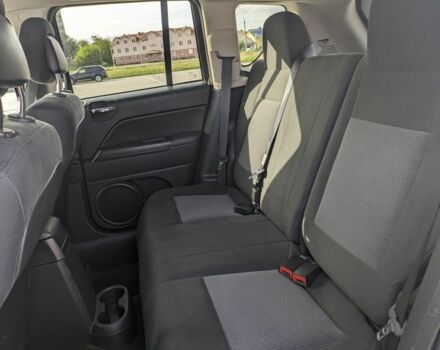 Сірий Джип Compass, об'ємом двигуна 2.4 л та пробігом 172 тис. км за 9000 $, фото 21 на Automoto.ua