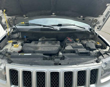 Серый Джип Компас, объемом двигателя 2.4 л и пробегом 240 тыс. км за 10000 $, фото 20 на Automoto.ua