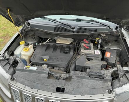 Сірий Джип Compass, об'ємом двигуна 0.24 л та пробігом 110 тис. км за 9761 $, фото 7 на Automoto.ua