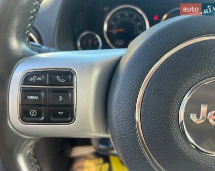 Сірий Джип Compass, об'ємом двигуна 2.36 л та пробігом 89 тис. км за 10700 $, фото 8 на Automoto.ua