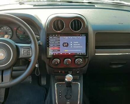 Сірий Джип Compass, об'ємом двигуна 2.4 л та пробігом 160 тис. км за 10000 $, фото 11 на Automoto.ua