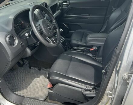 Серый Джип Компас, объемом двигателя 2.4 л и пробегом 240 тыс. км за 9400 $, фото 12 на Automoto.ua