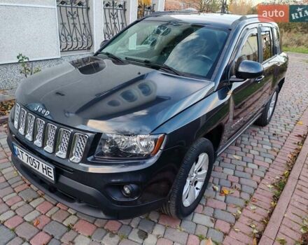Джип Compass 2013 у Тысменице на Automoto.ua Сірий Джип Compass, об'ємом двигуна 2.36 л та пробігом 89 тис. км за 10800 $, фото 2 на Automoto.ua