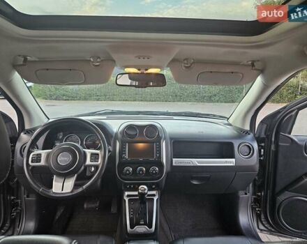 Сірий Джип Compass, об'ємом двигуна 2.36 л та пробігом 90 тис. км за 9000 $, фото 6 на Automoto.ua