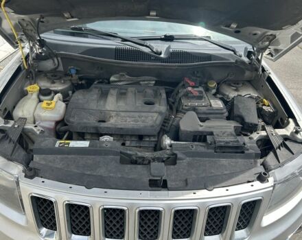 Серый Джип Компас, объемом двигателя 2.4 л и пробегом 240 тыс. км за 9400 $, фото 9 на Automoto.ua