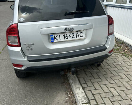 Серый Джип Компас, объемом двигателя 2.4 л и пробегом 240 тыс. км за 10000 $, фото 1 на Automoto.ua