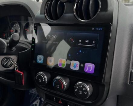 Сірий Джип Compass, об'ємом двигуна 2.4 л та пробігом 163 тис. км за 10300 $, фото 6 на Automoto.ua