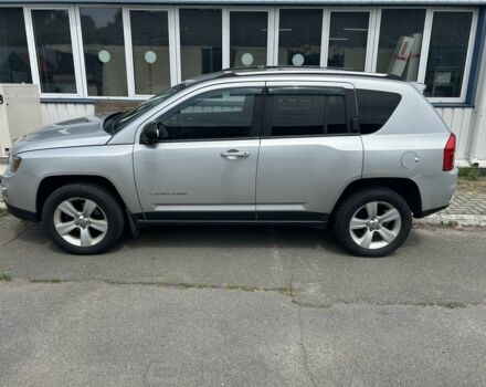 Серый Джип Компас, объемом двигателя 2.4 л и пробегом 240 тыс. км за 9400 $, фото 7 на Automoto.ua