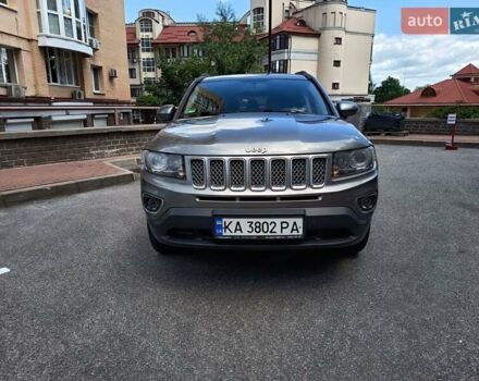 Серый Джип Компас, объемом двигателя 2.36 л и пробегом 125 тыс. км за 11500 $, фото 1 на Automoto.ua