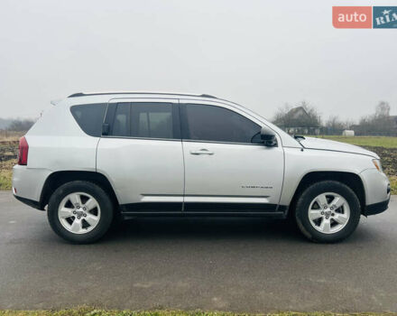 Серый Джип Компас, объемом двигателя 2 л и пробегом 236 тыс. км за 9500 $, фото 5 на Automoto.ua