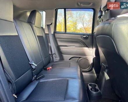 Сірий Джип Compass, об'ємом двигуна 2.36 л та пробігом 89 тис. км за 10700 $, фото 16 на Automoto.ua