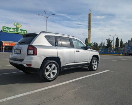 Сірий Джип Compass, об'ємом двигуна 2.4 л та пробігом 172 тис. км за 9000 $, фото 17 на Automoto.ua