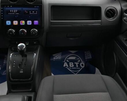 Сірий Джип Compass, об'ємом двигуна 2.4 л та пробігом 163 тис. км за 10300 $, фото 3 на Automoto.ua