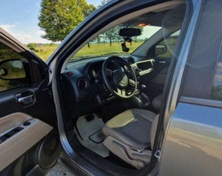 Сірий Джип Compass, об'ємом двигуна 2.4 л та пробігом 96 тис. км за 11600 $, фото 5 на Automoto.ua