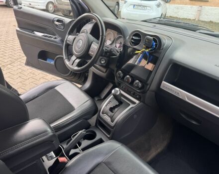 Серый Джип Компас, объемом двигателя 2.4 л и пробегом 189 тыс. км за 11061 $, фото 7 на Automoto.ua