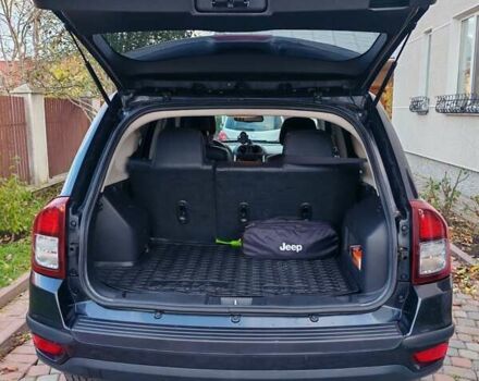 Джип Compass 2013 у Тысменице на Automoto.ua Сірий Джип Compass, об'ємом двигуна 2.36 л та пробігом 89 тис. км за 10800 $, фото 18 на Automoto.ua