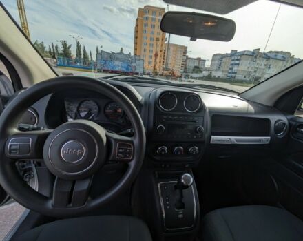 Сірий Джип Compass, об'ємом двигуна 2.4 л та пробігом 172 тис. км за 9000 $, фото 23 на Automoto.ua