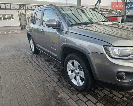 Сірий Джип Compass, об'ємом двигуна 2.36 л та пробігом 90 тис. км за 9000 $, фото 1 на Automoto.ua