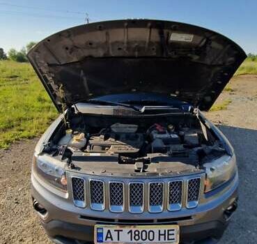 Сірий Джип Compass, об'ємом двигуна 2.36 л та пробігом 96 тис. км за 11600 $, фото 7 на Automoto.ua