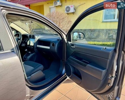 Серый Джип Компас, объемом двигателя 2.36 л и пробегом 154 тыс. км за 10200 $, фото 8 на Automoto.ua