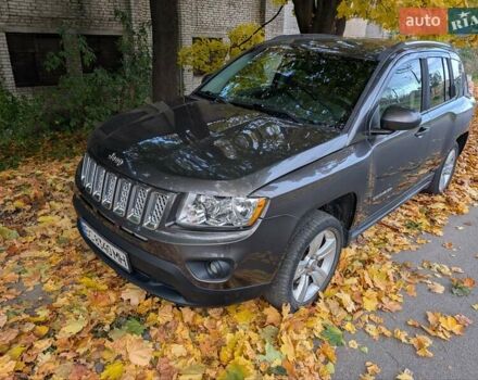 Джип Compass 2014 у Львові на Automoto.ua Сірий Джип Compass, об'ємом двигуна 2.4 л та пробігом 248 тис. км за 9300 $, фото 6 на Automoto.ua