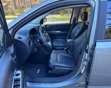 Серый Джип Компас, объемом двигателя 2.4 л и пробегом 84 тыс. км за 4000 $, фото 7 на Automoto.ua