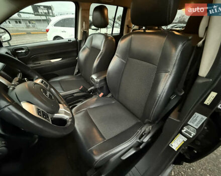 Сірий Джип Compass, об'ємом двигуна 2.36 л та пробігом 263 тис. км за 11490 $, фото 12 на Automoto.ua