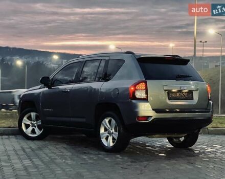 Серый Джип Компас, объемом двигателя 2 л и пробегом 236 тыс. км за 7499 $, фото 5 на Automoto.ua