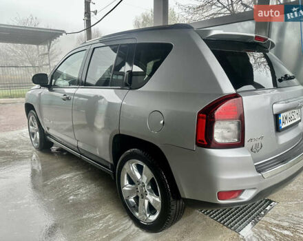 Серый Джип Компас, объемом двигателя 2.4 л и пробегом 160 тыс. км за 10500 $, фото 4 на Automoto.ua