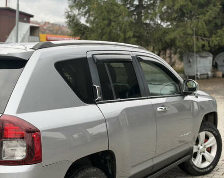 Серый Джип Компас, объемом двигателя 2.4 л и пробегом 220 тыс. км за 8650 $, фото 7 на Automoto.ua