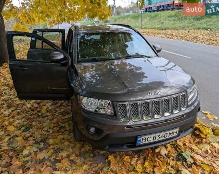 Джип Compass 2014 у Львові на Automoto.ua Сірий Джип Compass, об'ємом двигуна 2.4 л та пробігом 248 тис. км за 9300 $, фото 4 на Automoto.ua