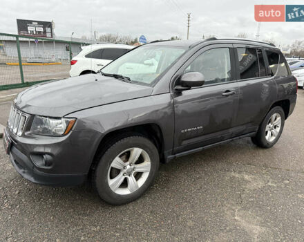 Сірий Джип Compass, об'ємом двигуна 2.36 л та пробігом 263 тис. км за 11490 $, фото 1 на Automoto.ua