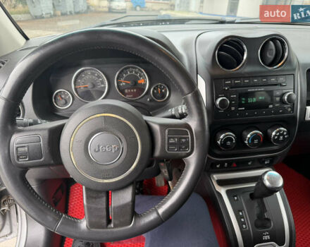 Серый Джип Компас, объемом двигателя 2.4 л и пробегом 220 тыс. км за 8650 $, фото 20 на Automoto.ua