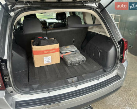 Серый Джип Компас, объемом двигателя 2.4 л и пробегом 160 тыс. км за 10500 $, фото 10 на Automoto.ua