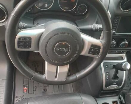 Сірий Джип Compass, об'ємом двигуна 2 л та пробігом 80 тис. км за 8300 $, фото 46 на Automoto.ua