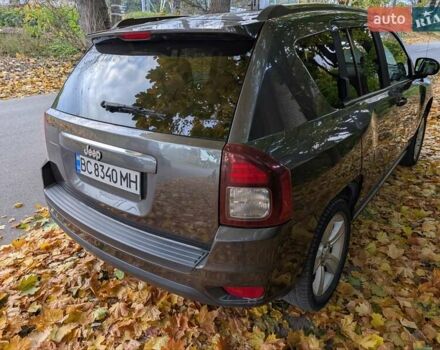 Джип Compass 2014 у Львові на Automoto.ua Сірий Джип Compass, об'ємом двигуна 2.4 л та пробігом 248 тис. км за 9300 $, фото 3 на Automoto.ua