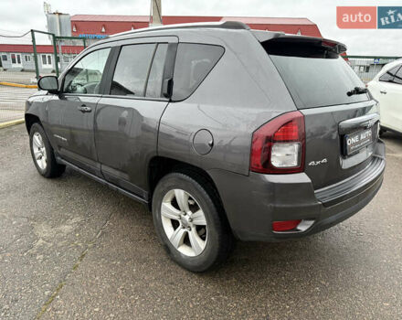 Сірий Джип Compass, об'ємом двигуна 2.36 л та пробігом 263 тис. км за 11490 $, фото 3 на Automoto.ua