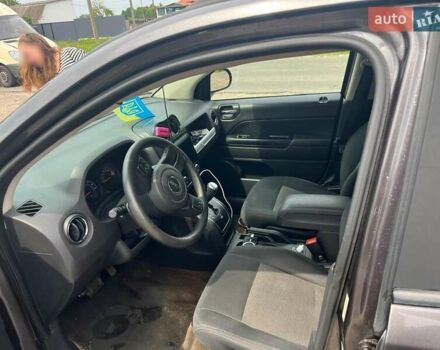 Сірий Джип Compass, об'ємом двигуна 2 л та пробігом 170 тис. км за 9300 $, фото 6 на Automoto.ua