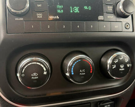 Серый Джип Компас, объемом двигателя 2.4 л и пробегом 220 тыс. км за 8650 $, фото 19 на Automoto.ua