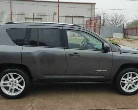 Серый Джип Компас, объемом двигателя 2.4 л и пробегом 85 тыс. км за 5600 $, фото 4 на Automoto.ua