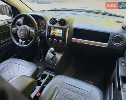 Сірий Джип Compass, об'ємом двигуна 2 л та пробігом 172 тис. км за 9997 $, фото 37 на Automoto.ua