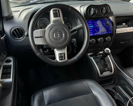 Сірий Джип Compass, об'ємом двигуна 2.36 л та пробігом 174 тис. км за 9500 $, фото 8 на Automoto.ua