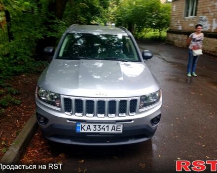 Серый Джип Компас, объемом двигателя 2 л и пробегом 172 тыс. км за 9199 $, фото 5 на Automoto.ua