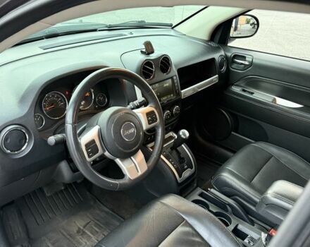 Серый Джип Компас, объемом двигателя 2.4 л и пробегом 95 тыс. км за 10999 $, фото 6 на Automoto.ua