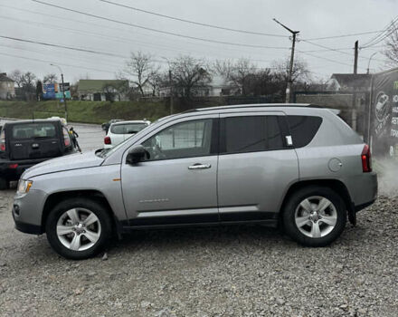 Сірий Джип Compass, об'ємом двигуна 2 л та пробігом 125 тис. км за 11200 $, фото 4 на Automoto.ua