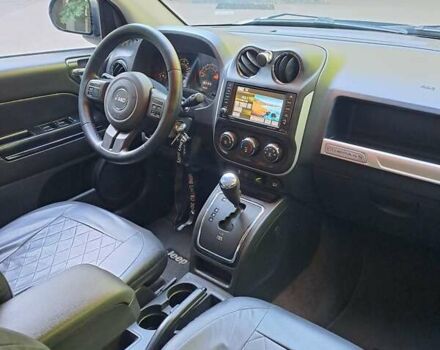 Сірий Джип Compass, об'ємом двигуна 2 л та пробігом 172 тис. км за 9997 $, фото 33 на Automoto.ua