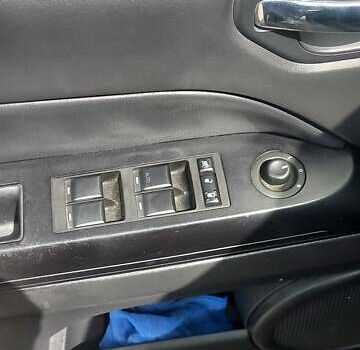Сірий Джип Compass, об'ємом двигуна 2 л та пробігом 82 тис. км за 11000 $, фото 4 на Automoto.ua