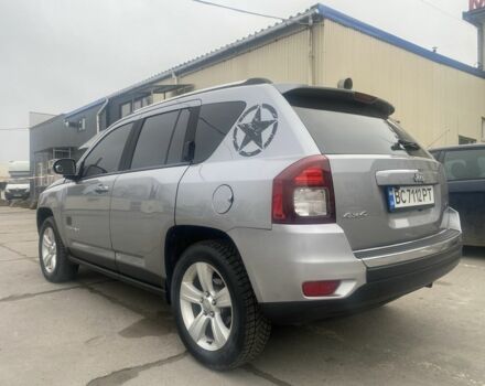 Серый Джип Компас, объемом двигателя 2.4 л и пробегом 183 тыс. км за 10300 $, фото 3 на Automoto.ua